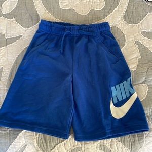 Youth Nike shorts, XL